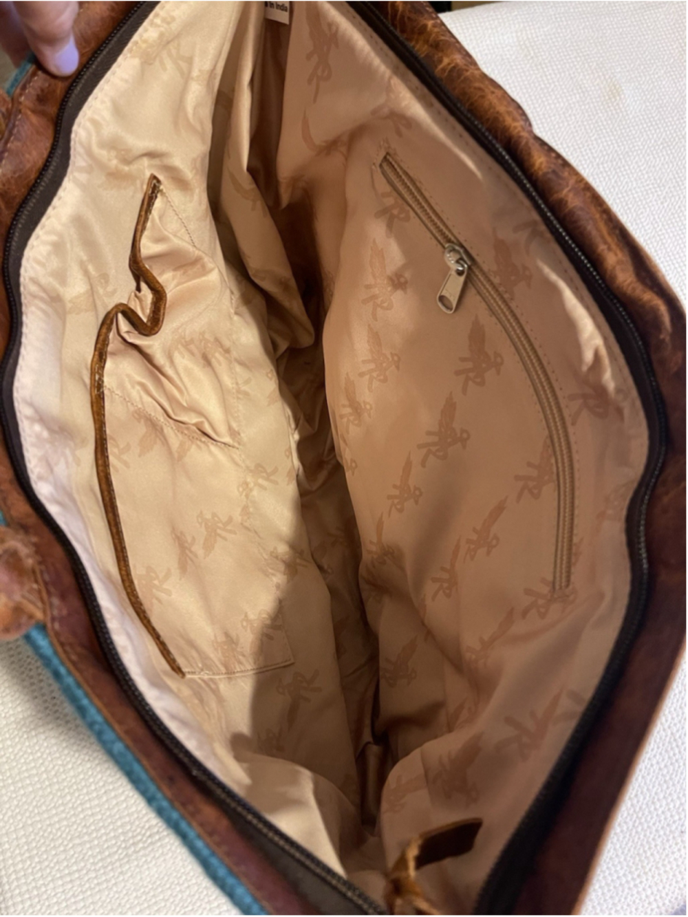 Angel Ranch Western Festival Conceal Carry Large Shoulder Bag NWT - Picture 7 of 7